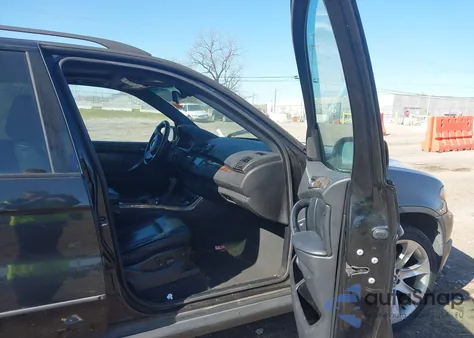 2006 BMW X5 4.8Is z USA, uszkodzony, nr VIN 5UXFA935X6LE84870